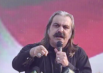 آئین شکن پھانسی کے پھندوں پر لٹکائیں گے: علی امین گنڈاپور