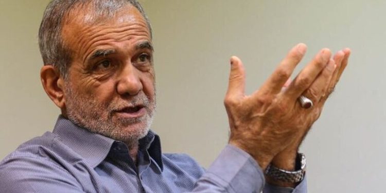 "ایران میں اصلاحات پسند ترک نژاد مسعود پزیشکیان نئے صدر منتخب، رن آف الیکشن میں سعید جلیلی کو شکست"