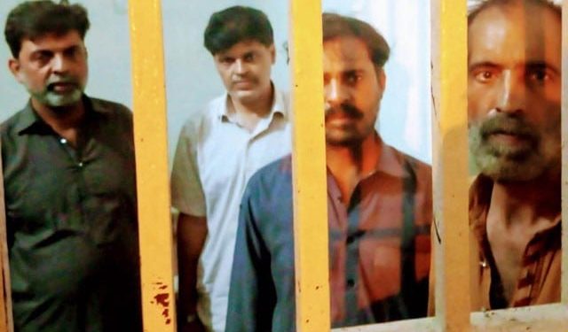 بوڑھے ماں باپ کو تشدد کر کے گھر سے نکالنے والے 4بیٹے انجام کو پہنچ گئے