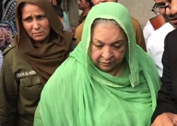تشدد کر کے عمران خان کو دلوں سے نہیں نکالا جا سکتا: یاسمین راشد