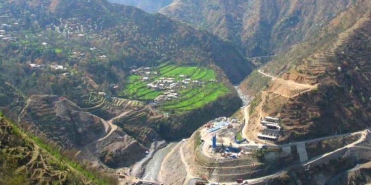 عوام سے کوہالہ مظفر آباد روڈ پر سفر سے گریز کی درخواست