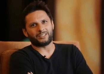 بورڈ بچانے کیلئے کھلاڑیوں کوآپس میں نہ لڑوایاجائے:شاہد آفریدی
