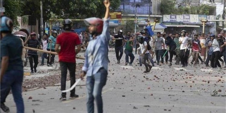 بنگلادیش: کوٹہ سسٹم کے خلاف طلبہ کا احتجاج شدت اختیار کرگیا، 32 افراد ہلاک