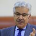 فیصلہ اس شخص کی دہلیز تک پہنچایا گیا جو سائل ہی نہیں تھا، یہ ہوم ڈیلیوری تھی:خواجہ آصف