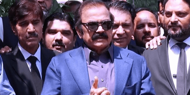 عمران خان اور اسٹیبلشمنٹ میں اختلافات اپوزیشن کو پھانسی کے مطالبے پر ہوا رانا ثنااللہ کا انکشاف