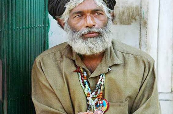 سر گودھا میں مبینہ بھکاری کی جیب سے 5لاکھ روپے نکل آئے