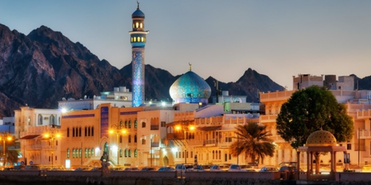 عمان کے دارالحکومت مسقط میں شیعہ مسجد پر حملہ