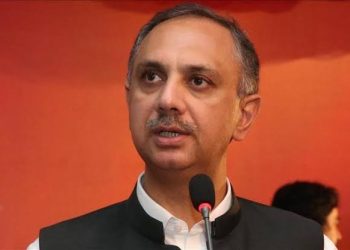 سگریٹ، ڈیزل اور دیگر اشیا کی اسمگلنگ، کیا بارڈر پر پٹواری ذمہ دار ہیں؟ عمر ایوب
