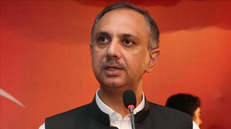 سگریٹ، ڈیزل اور دیگر اشیا کی اسمگلنگ، کیا بارڈر پر پٹواری ذمہ دار ہیں؟ عمر ایوب