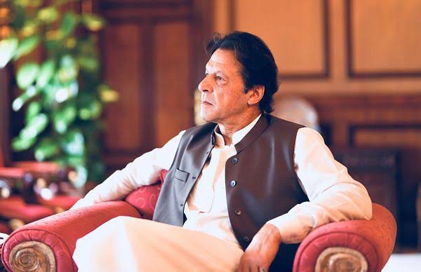 عمران خان اور بشریٰ بی بی نئے توشہ خانہ کیس میں گرفتار