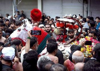 یوم عاشور آج ملک بھر میں عقید و احترام سے منایا جا رہا ہے