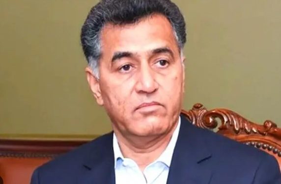فیض حمید کو فوجی تحویل میں لے لیا گیا، کورٹ مارشل کی کارروائی شروع