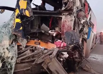 گھوٹکی میںخوفناک حادثہ، 8 مسافر جاں بحق، 7 زخمی