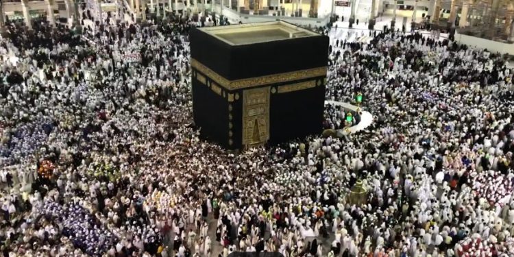 سعودی عرب کا بیماریوں میں مبتلا افراد کو حج کی اجازت نہ دینے کا فیصلہ