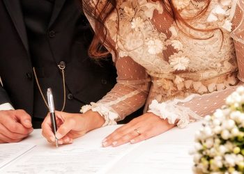 ذہنی سکون کی تلاش میں 63 سالہ سعودی نے 53 شادیاں کر ڈالیں