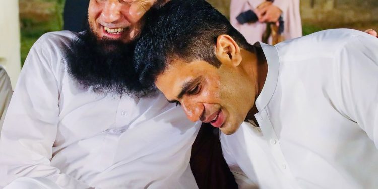 ارشد ندیم کو مولانا طارق جمیل سے کیا چیز انعام میں ملی؟