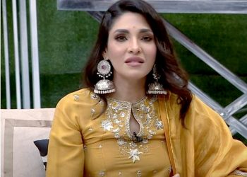 اگر بندوق کے نشانے پر تھے تو کیمرے کیوں چھپائے گئے؟ ژالے سرحدی کا خلیل الرحمان سے سخت سوال