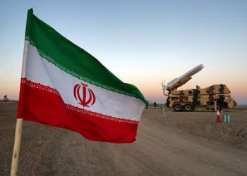 مشرقِ وسطیٰ میں کشیدگی: ایران نے اپنی فضائی حدود میں احتیاط کا انتباہ جاری کر دیا