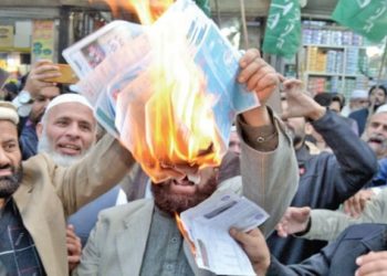 بجلی کی قیمتوں میں اضافے سے عوام کا غصہ بڑھ گیا، سروے رپورٹ