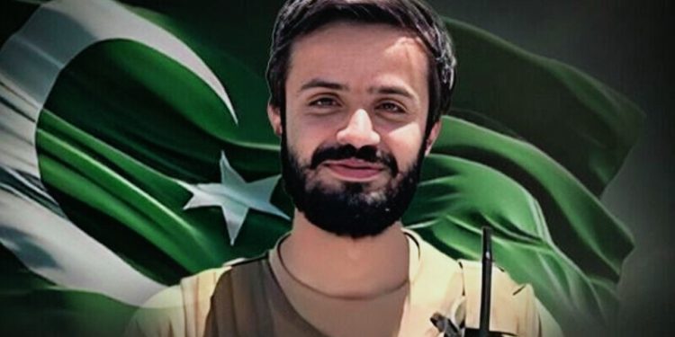 وادی تیراہ میں پاک فوج کا جواں بہادر افسر دہشتگردوں سے لڑتے ہوئے شہید
