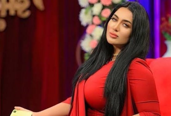 "پاکستانی معاشرتی معیارات: گوری رنگت اور سائز زیرو ہیروئن کا مطالبہ، متھیرا کی حقائق پر مبنی گفتگو"
