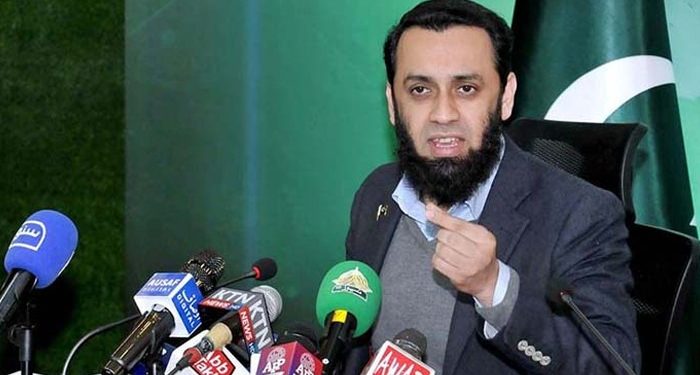 عطا تارڑ کا الزام:رؤف حسن نے بھارتی صحافی کو خوفناک پیغامات بھیجے