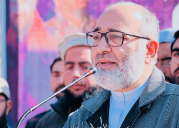 اسلام آباد پولیس نے غزہ مارچ کے دوران مشتاق احمد اور اہلیہ کو گرفتار کر لیا
