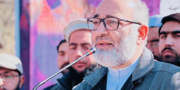 اسلام آباد پولیس نے غزہ مارچ کے دوران مشتاق احمد اور اہلیہ کو گرفتار کر لیا