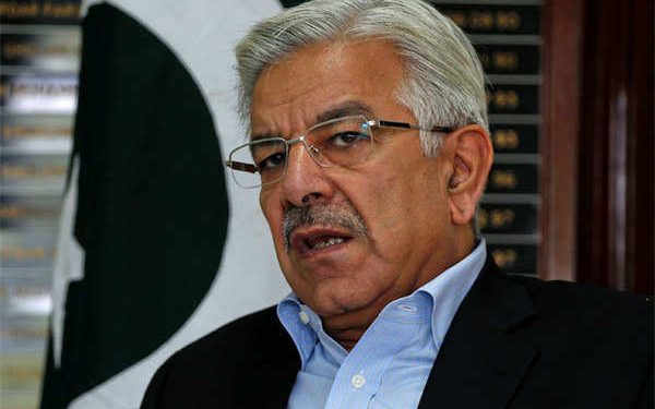 "فیض حمید نے آرمی چیف بننے کی آخری لمحے تک بھرپور کوششیں کیں، خواجہ آصف