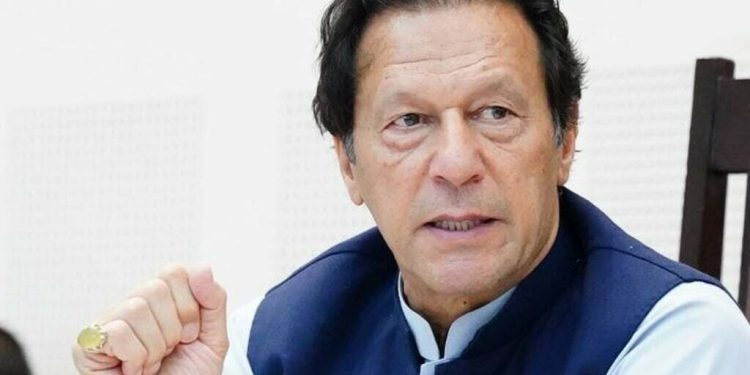 فیض حمید کیس سے متعلق عمران خان کا آرمی چیف سے اہم مطالبہ