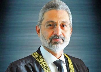 پارلیمنٹ بڑی با اختیار ہے،پارلیمنٹ تو سُپریم کورٹ کے فیصلہ کو بھی ختم کر سکتی ہے، چیف جسٹس قاضی فائز عیسیٰ