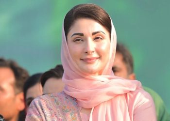 پنجاب ہر میدان میں سبقت لے رہا ہے،لوگوں کی ہمیں دیکھ کردوڑیں لگ گئیں:مریم نواز