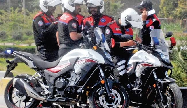 باپ کی شادی شدہ بیٹی کو دریائے راوی میں پھینکنے کی کوشش،ڈولفن ٹیم نے ناکام بنا دی