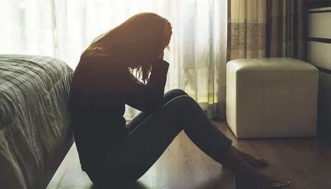 ڈپریشن سے دور رہنے کیلئے روزانہ یہ پھل کھائیں؟