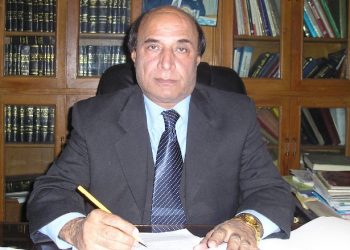 ہماری معصومانہ خواہش ہے کہ ادارے آئینی حدود میں رہیں:لطیف کھوسہ
