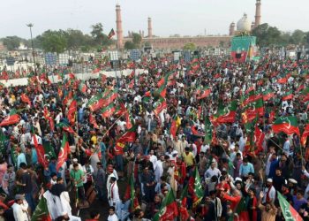 مینارِ پاکستان جلسہ، ڈی سی کو پی ٹی آئی کی درخواست پر 30 ستمبر تک فیصلہ کرنے کا حکم