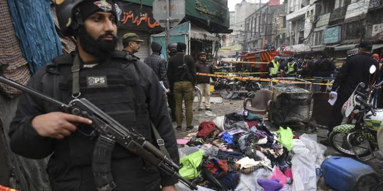 2023 کے دوران دہشتگردی کے واقعات میں 930 افراد جاں بحق، وزارت داخلہ کی رپورٹ