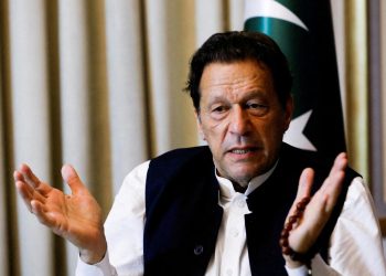 آئینی ترامیم جمہوریت پر حملہ، سپریم کورٹ کو بچانا ہوگا: عمران خان