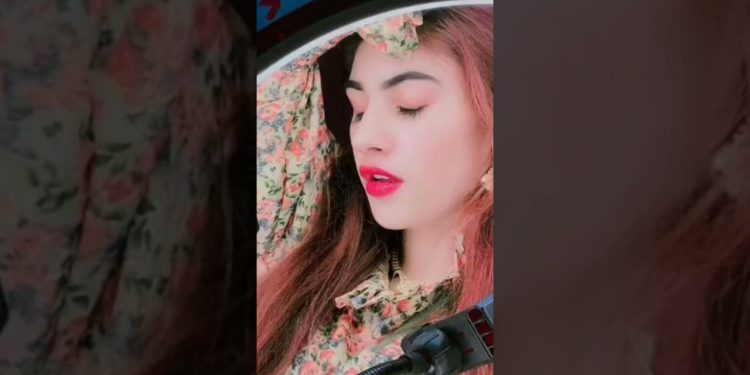 اجنبی شخص کے ہاتھوں گجرا پہنتی دانیہ شاہ کی نئی ویڈیوز سوشل میڈیا پر وائرل