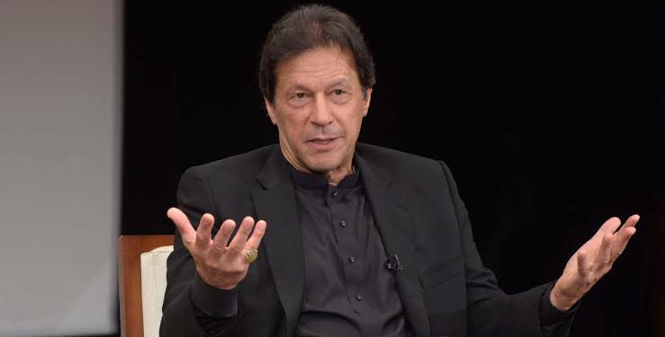 اگر سپریم کورٹ کو تباہ کرنے کی کوشش ہوئی تو احتجاجی تحریک کا آغاز کر دیں گے ،عمران خان