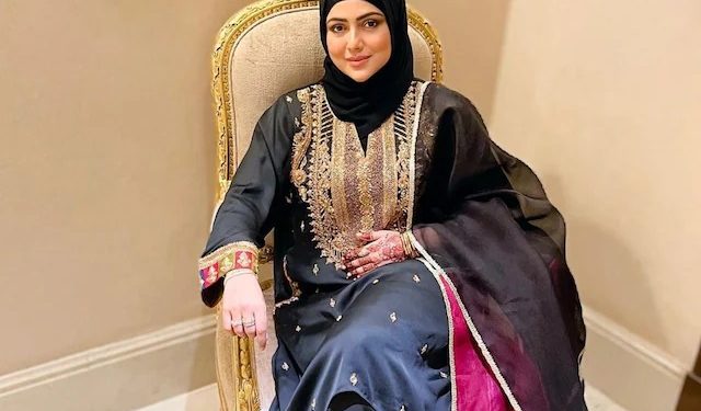 شوبز میں ننگا پن کو آزادی سمجھ بیٹھی تھی، ثناء خان