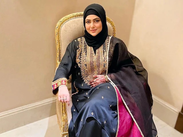 شوبز میں ننگا پن کو آزادی سمجھ بیٹھی تھی، ثناء خان