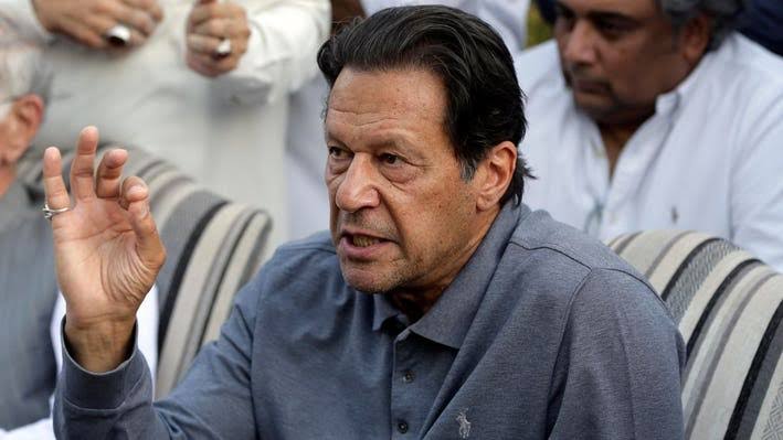 جلد سڑکوں پر آنے کا اعلان کریں گے، عمران خان کا پارٹی کو تیار رہنے کا حکم