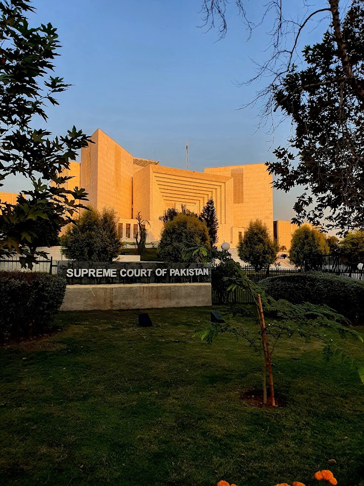 سپریم کورٹ کا نیب ترامیم کالعدم قرار دینے کے خلاف اپیلوں پر کل فیصلہ متوقع