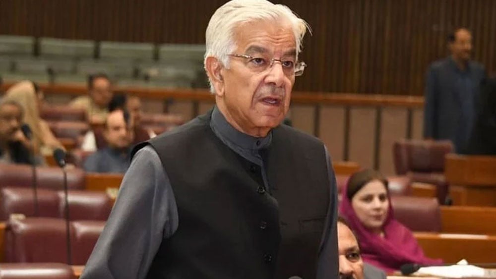 وزیراعلیٰ کے پی کا افغانستان سے مذاکرات وفاق پر حملہ ہے، خواجہ آصف