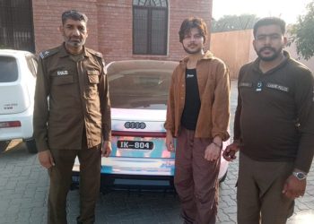 ٹک ٹاکر ندیم نانی والا جعلی نمبر پلیٹ کے الزام میں گرفتار