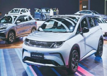 2030 تک پاکستان کی 50 فیصد گاڑیاں الیکٹرک ہوں گی: بی وائے ڈی پاکستان