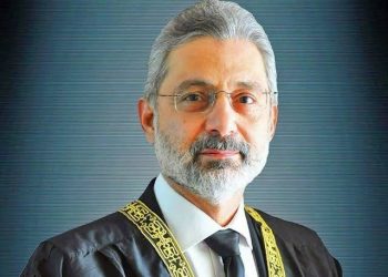 رانا ثنا اللہ کے بیان کی تردید کرتا ہوں، توسیع نہیں لوں گا، چیف جسٹس قاضی فائز عیسیٰ