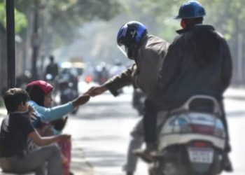 بھیک دینے والوں کے خلاف ایف آئی آر درج کرنے کا فیصلہ