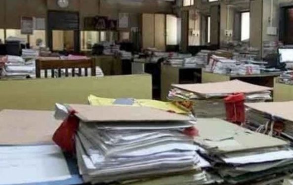 حکومت نے ملک بھر میں عام تعطل کر اعلان کر دیا